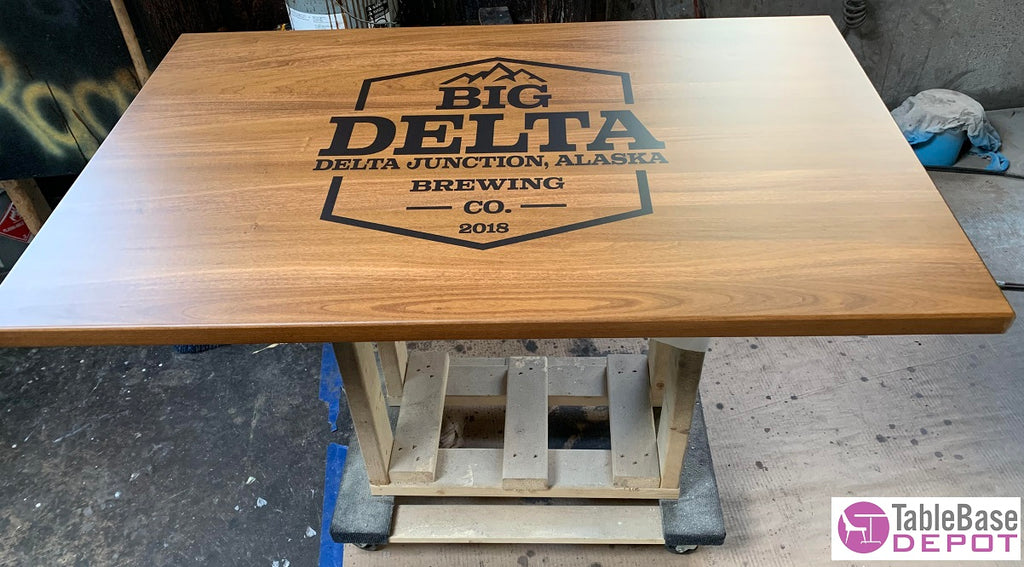 Custom Logo Solid Wood Restaurant Table Tops
