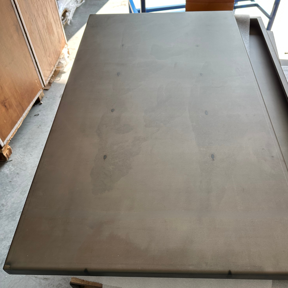 Custom Raw Steel Restaurant Table Top Clear Coated Powdered Coat Indoor-Outdoor Use
